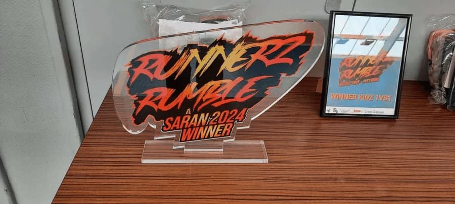 Runnerz Rumble winner's trophy